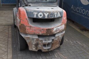 chariot élévateur diesel Toyota 02-8FDF25 à vendre image 17 chariot élévateur diesel Toyota 02-8FDF25 image 17