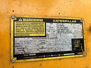 chariot élévateur électrique Caterpillar F35 à vendre image 10 chariot élévateur électrique Caterpillar F35 image 10