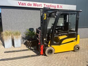 chariot élévateur électrique Yale ERP20VF à vendre chariot élévateur électrique Yale ERP20VF