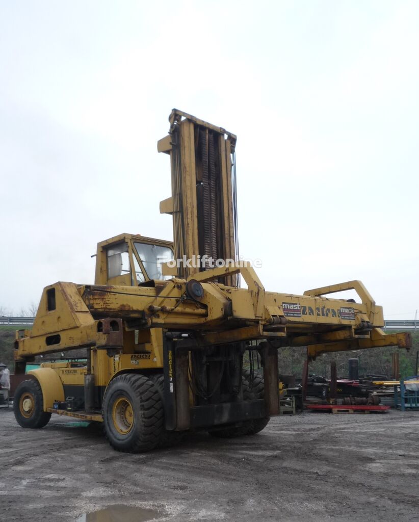 Hyster H 800 container handler